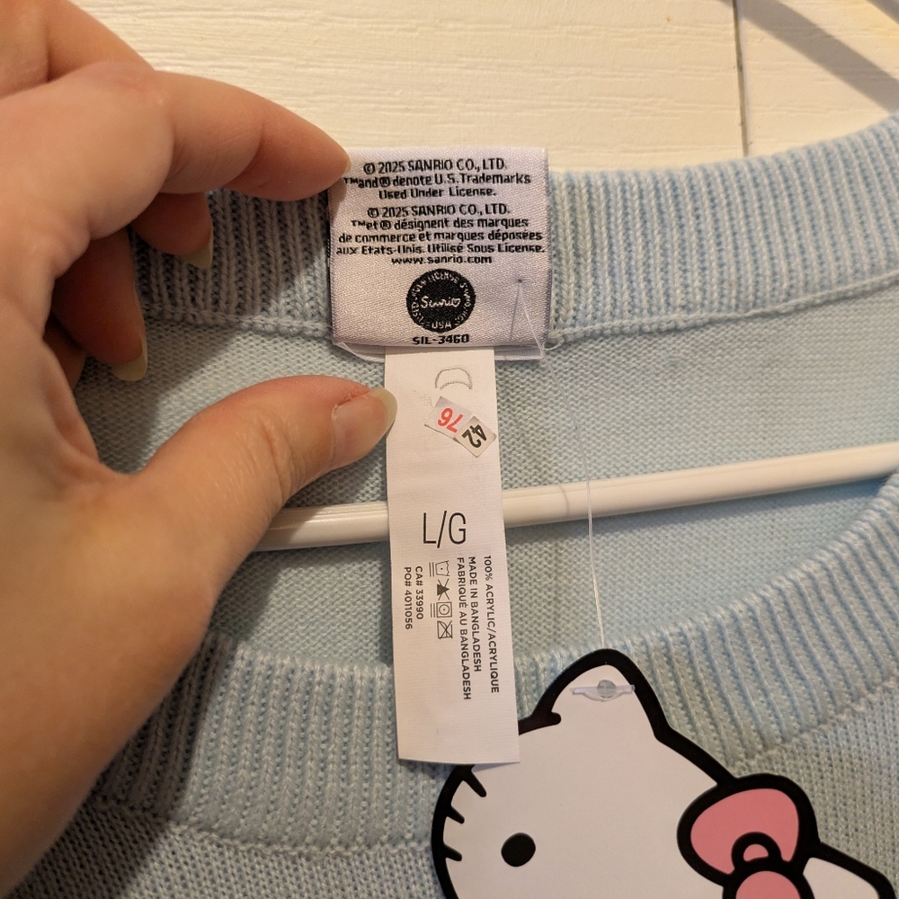 Cinnamoroll By Sanrio Crew Neck Pullover Knit Sweater Size Large New with Tags! - Picture 10 of 14